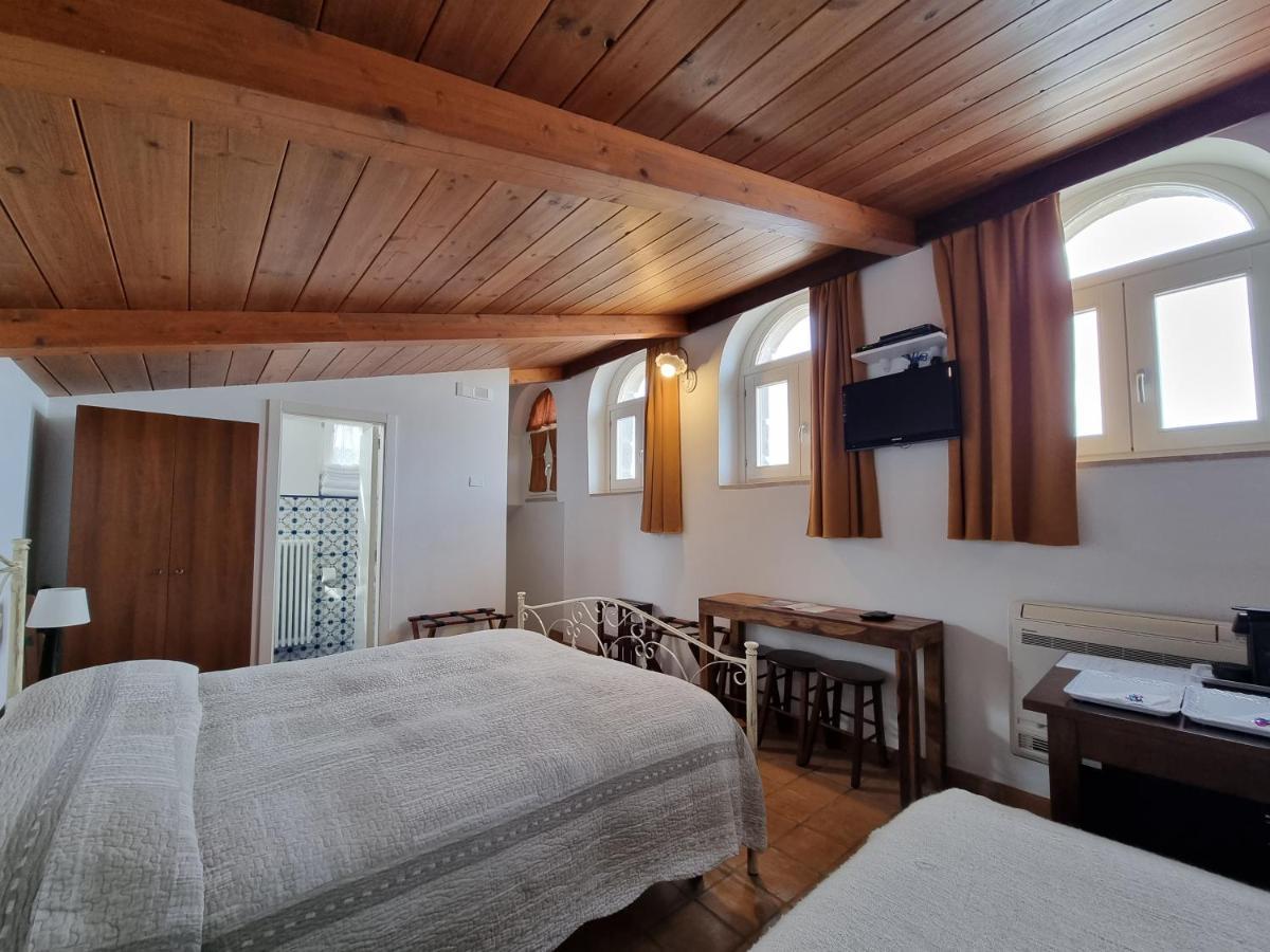Отель Torretta Ai Sassi Матера Экстерьер фото